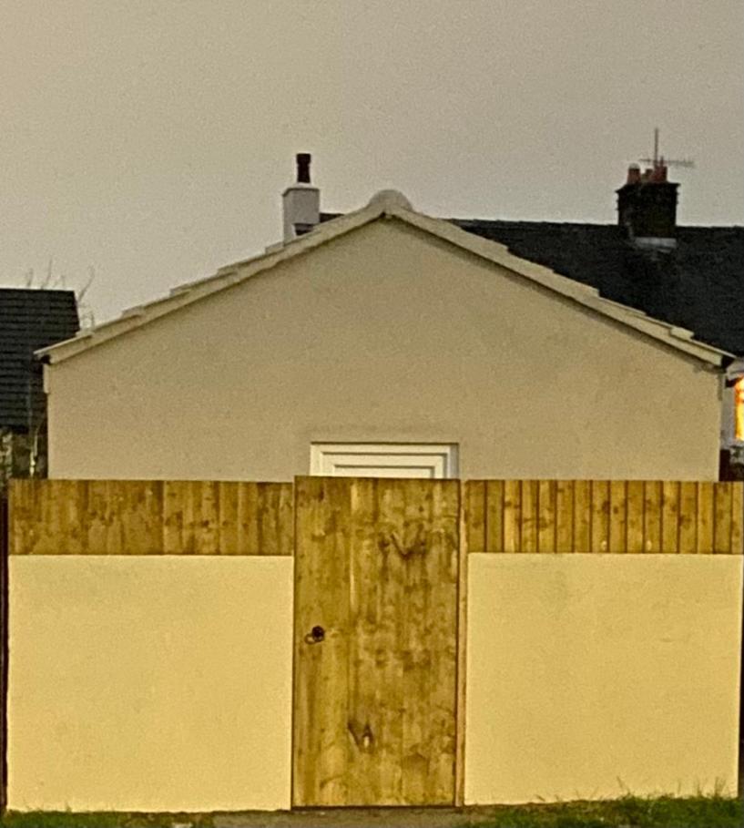 A Spacious Double Bed Studio Stoke-on-Trent Exterior photo